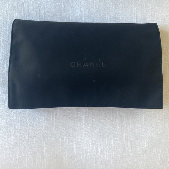 CHANEL WALLET ON CHAIN - Picture 12 of 13